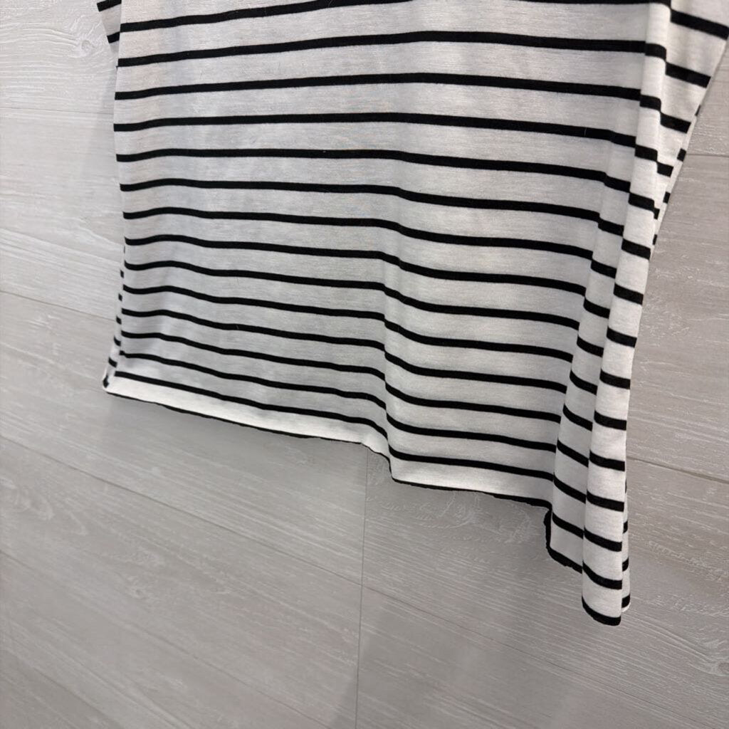 Black/ White Striped Cropped Tank Top Medium