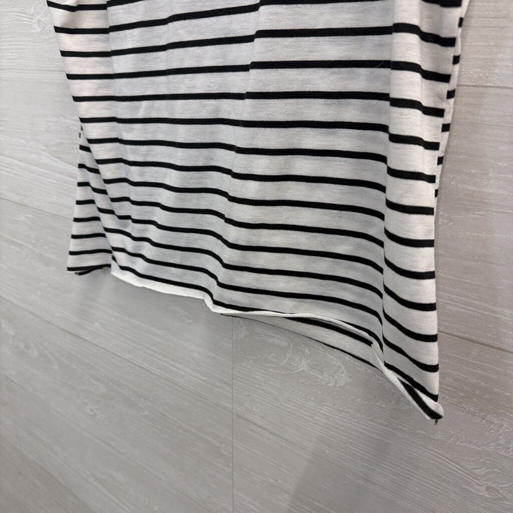Black/ White Striped Cropped Tank Top Medium