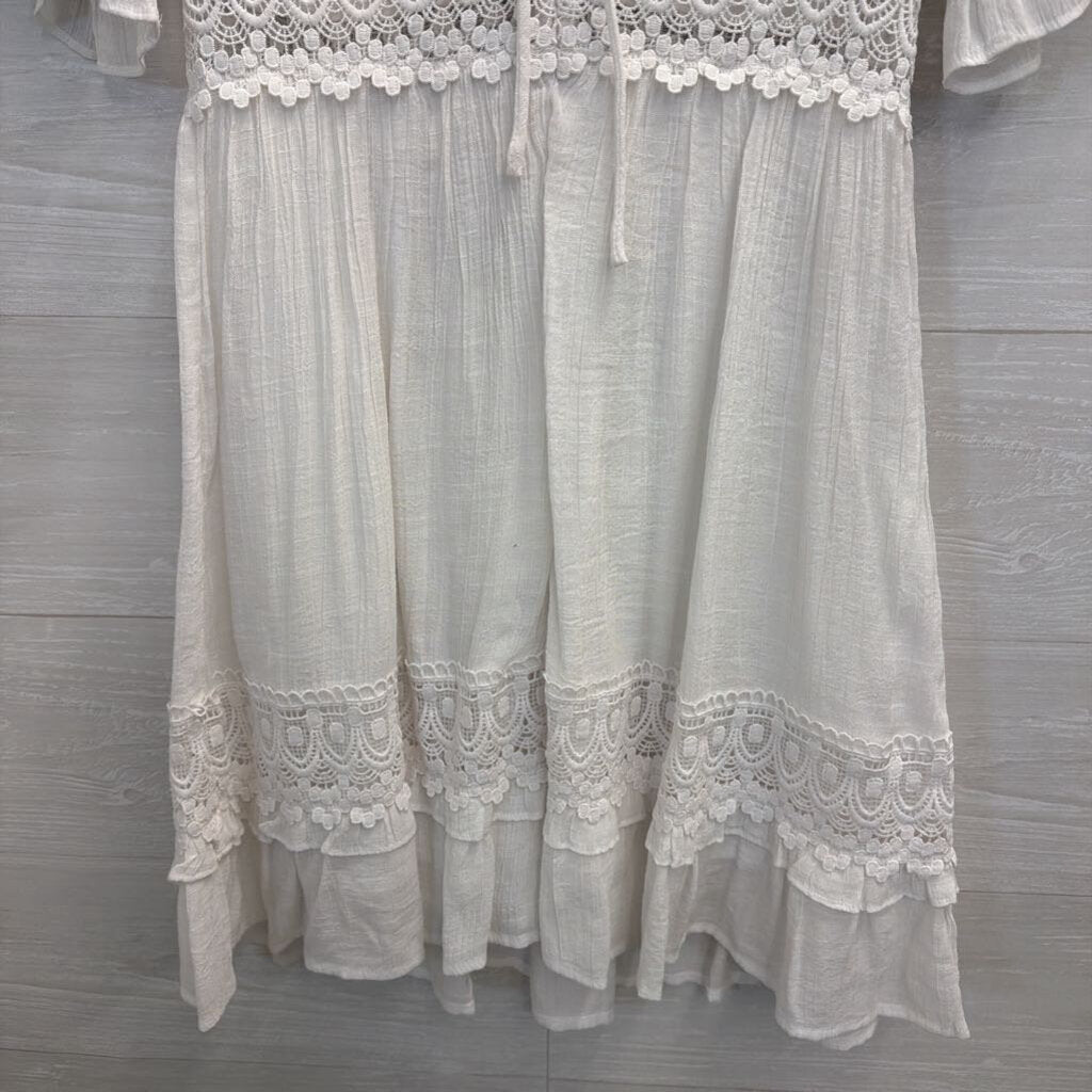 Wishlist Apparel White Lace Detail Short Sleeve Dress Small