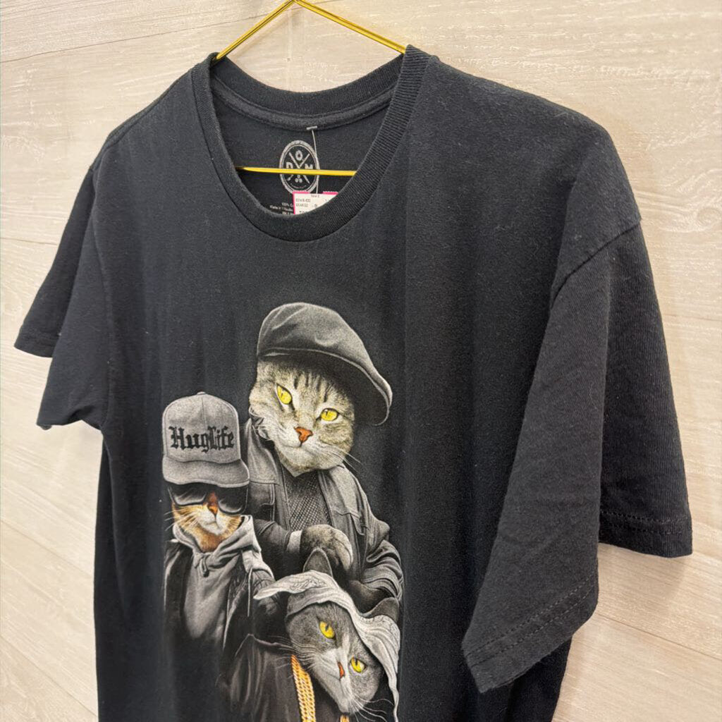 DOM Black Cat Short Sleeve Graphic Tee Large