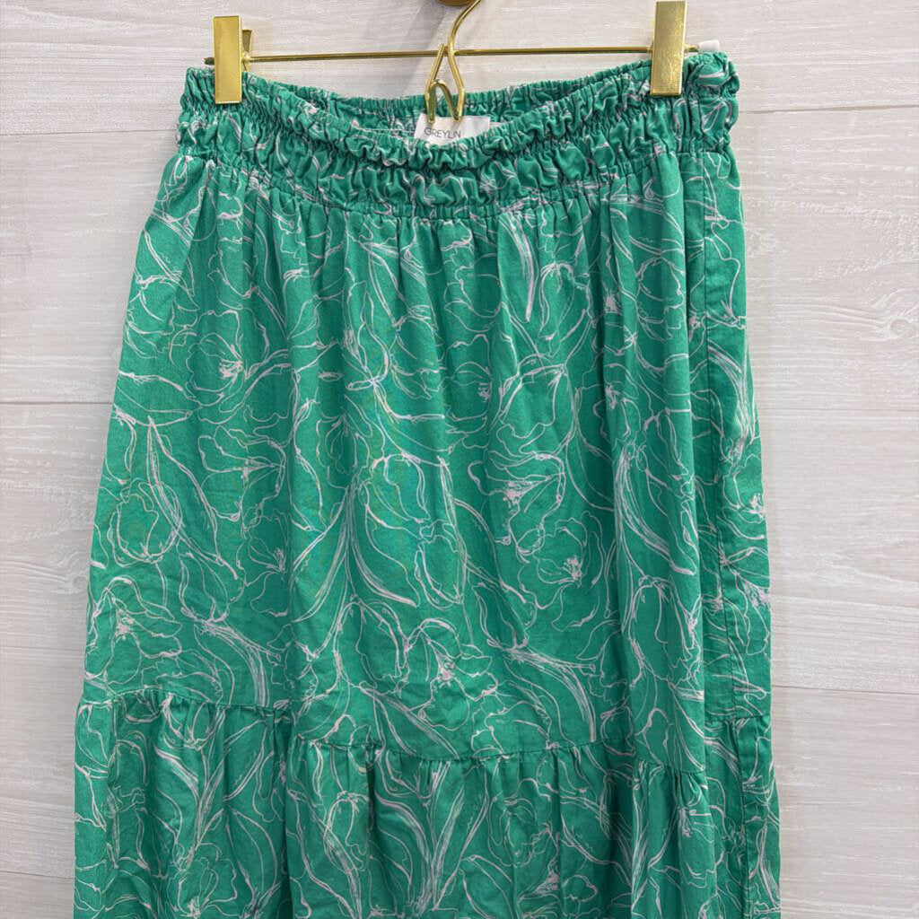 Greylin Green/ White Print Cropped Tank/ Midi Skirt Set Medium