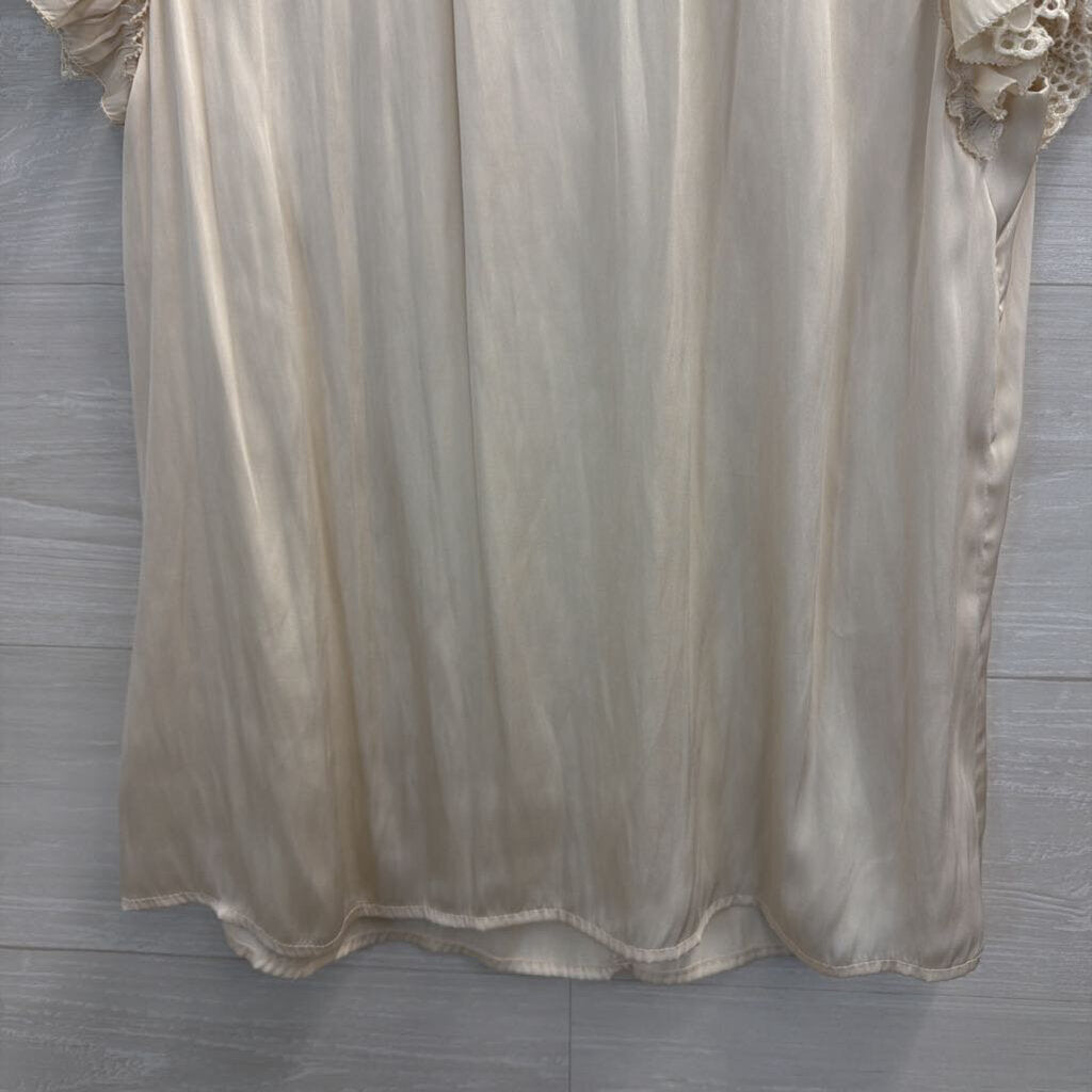 Current Air Cream Silky Short Sleeve Top Small