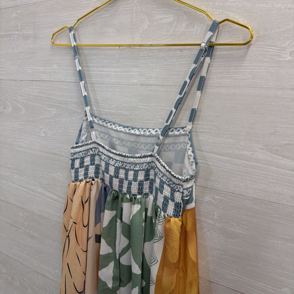 White/ Multi Print Sleeveless Maxi Dress Small