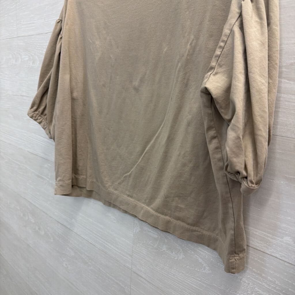 Brown Short Puff Sleeve Top Medium