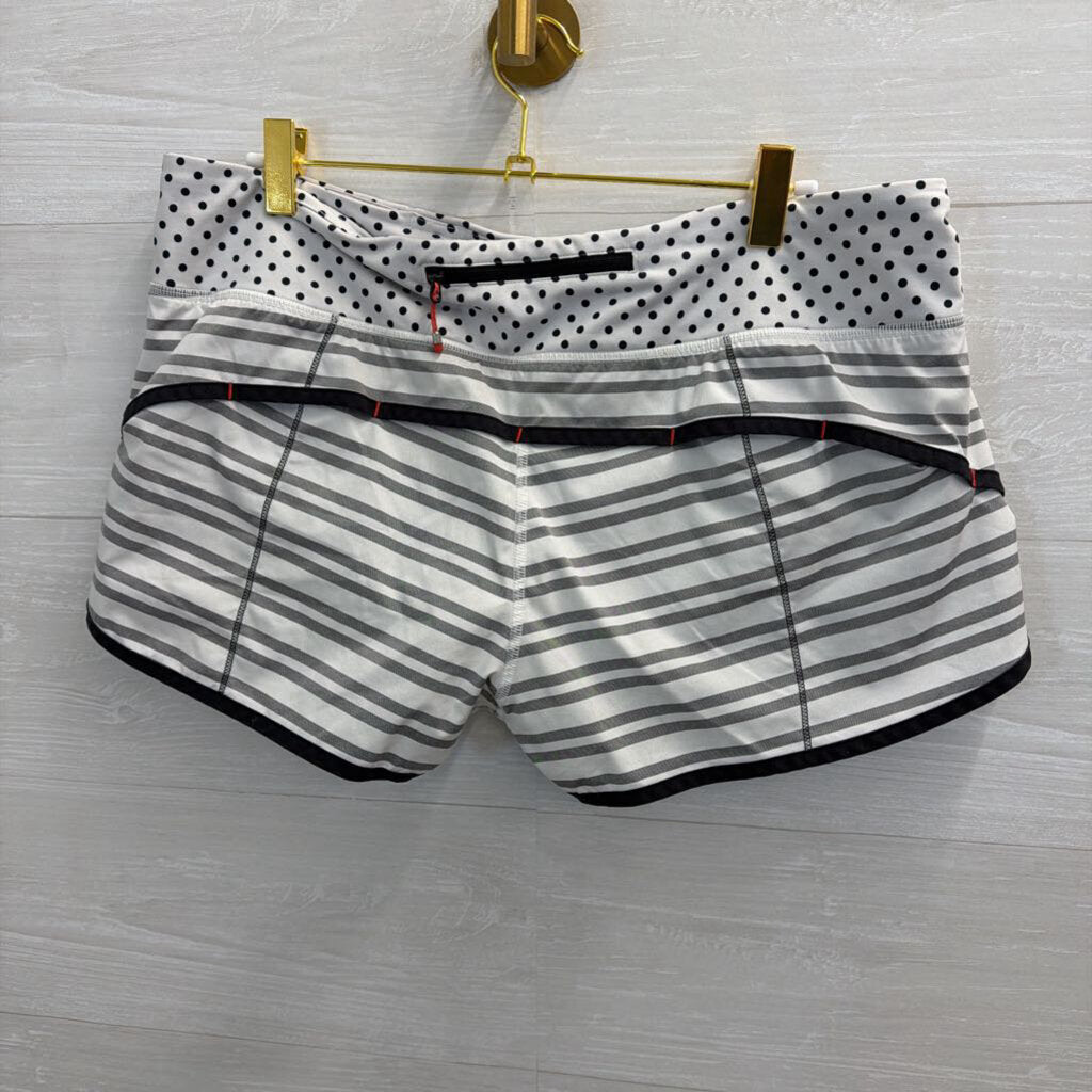 Lululemon White/ Grey/ Black Print Athletic Shorts M/L