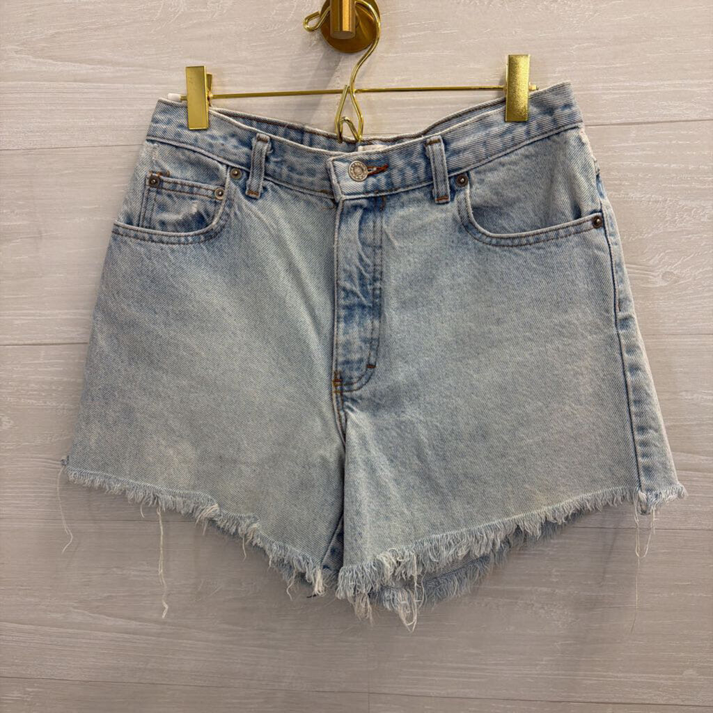 Moda Light Wash Cutoff Denim Shorts 6