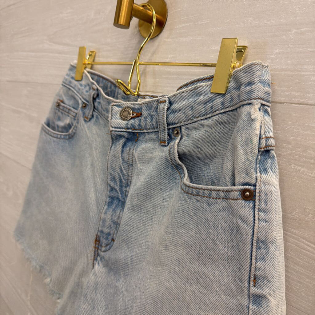 Moda Light Wash Cutoff Denim Shorts 6