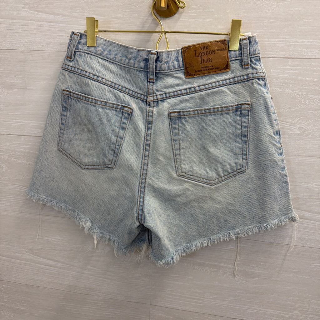 Moda Light Wash Cutoff Denim Shorts 6