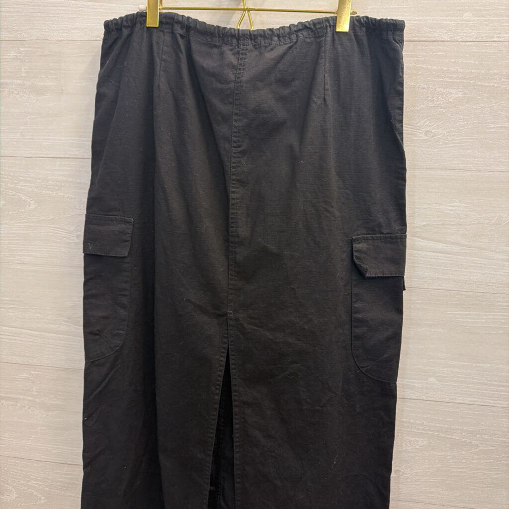 House of Harlow Black Cinch Waist Maxi Skirt Medium
