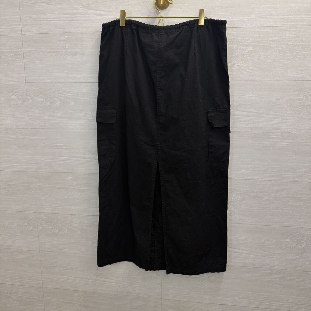 House of Harlow Black Cinch Waist Maxi Skirt Medium