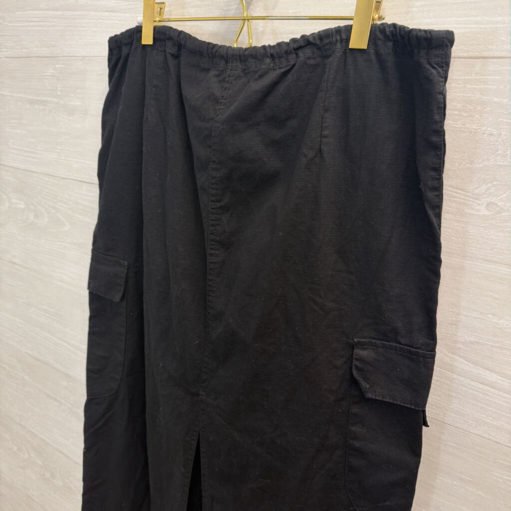 House of Harlow Black Cinch Waist Maxi Skirt Medium