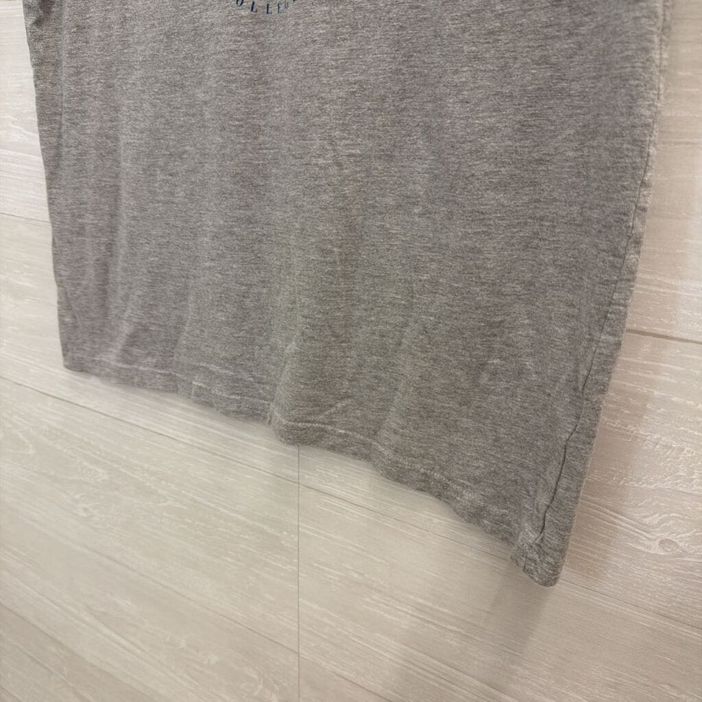 Paris Grey/Navy Graphic Tee Medium