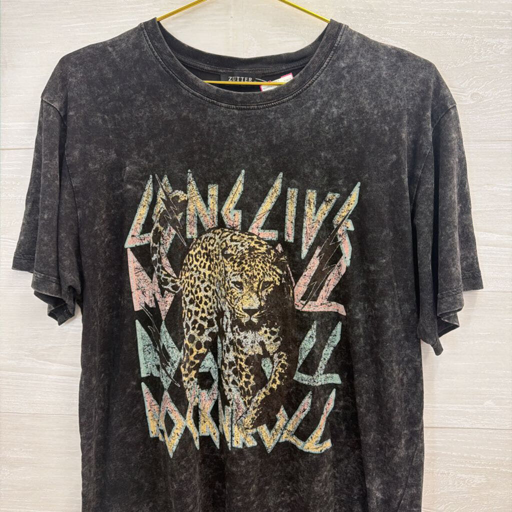 Dark Grey Graphic Tee with Leopard Small