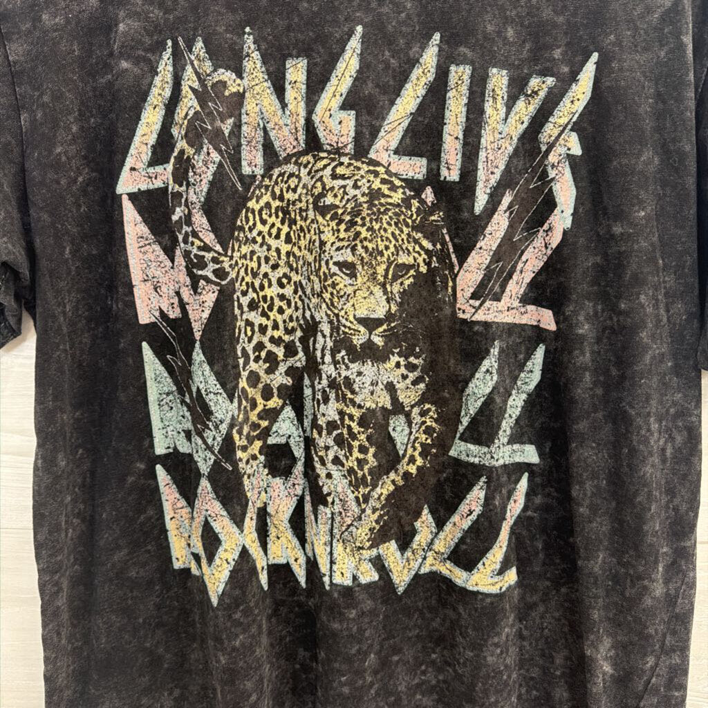 Dark Grey Graphic Tee with Leopard Small