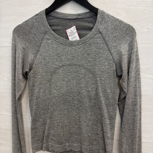 Lululemon Grey Long Sleeve Extra Small