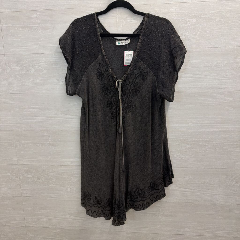 Lapogee Grey Embroidered Short Sleeve Top 1X