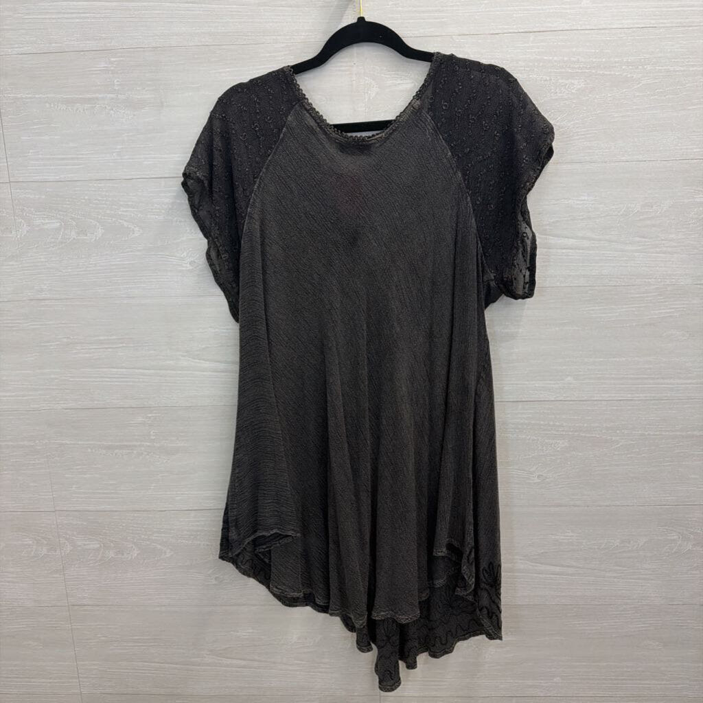 Lapogee Grey Embroidered Short Sleeve Top 1X