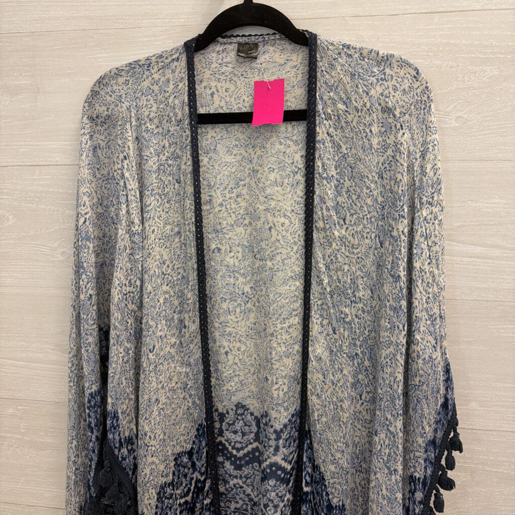 D and Y White/ Blue Print Open Front Kimono Top One Size