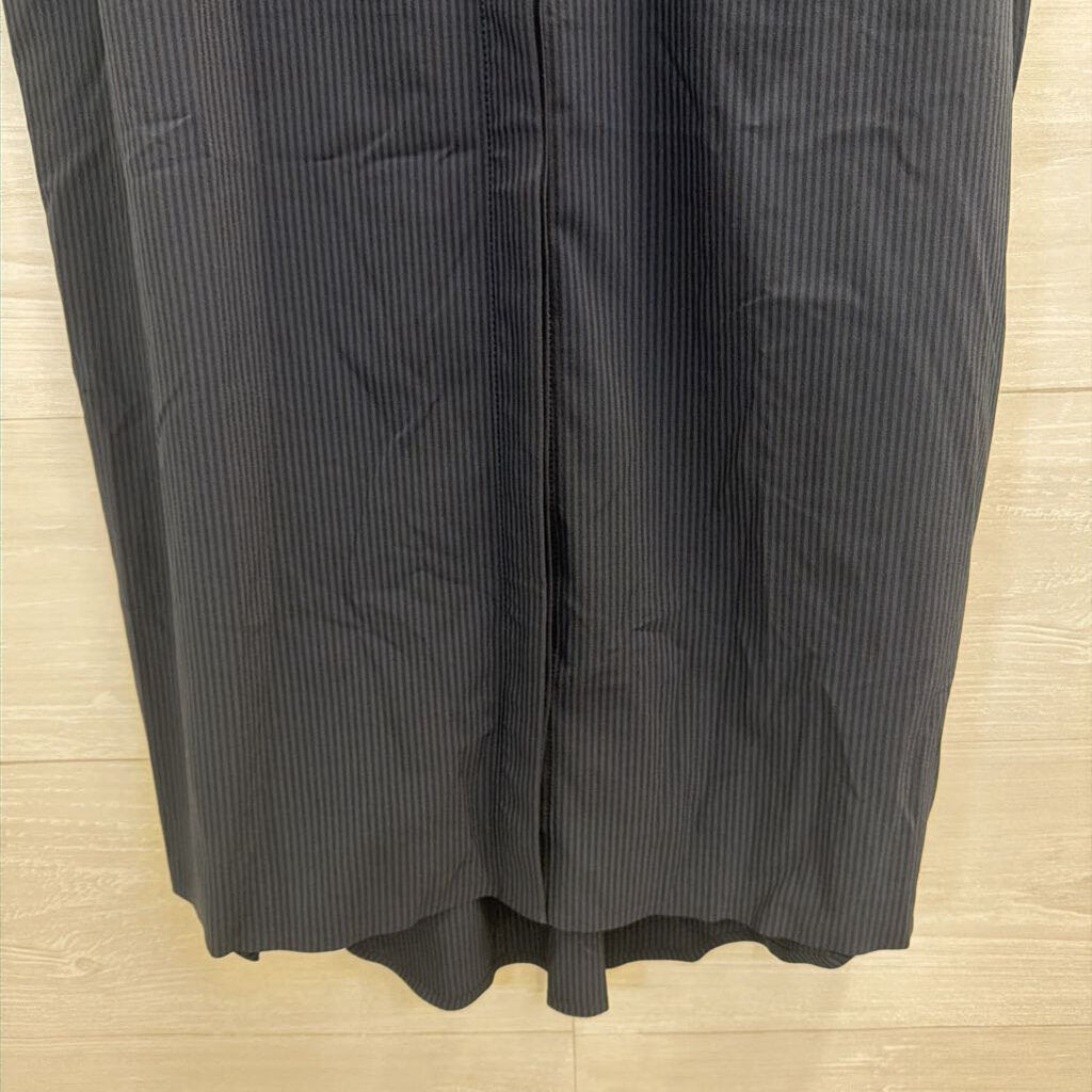 Athleta Navy Striped Sleeveless Button Down Top Medium
