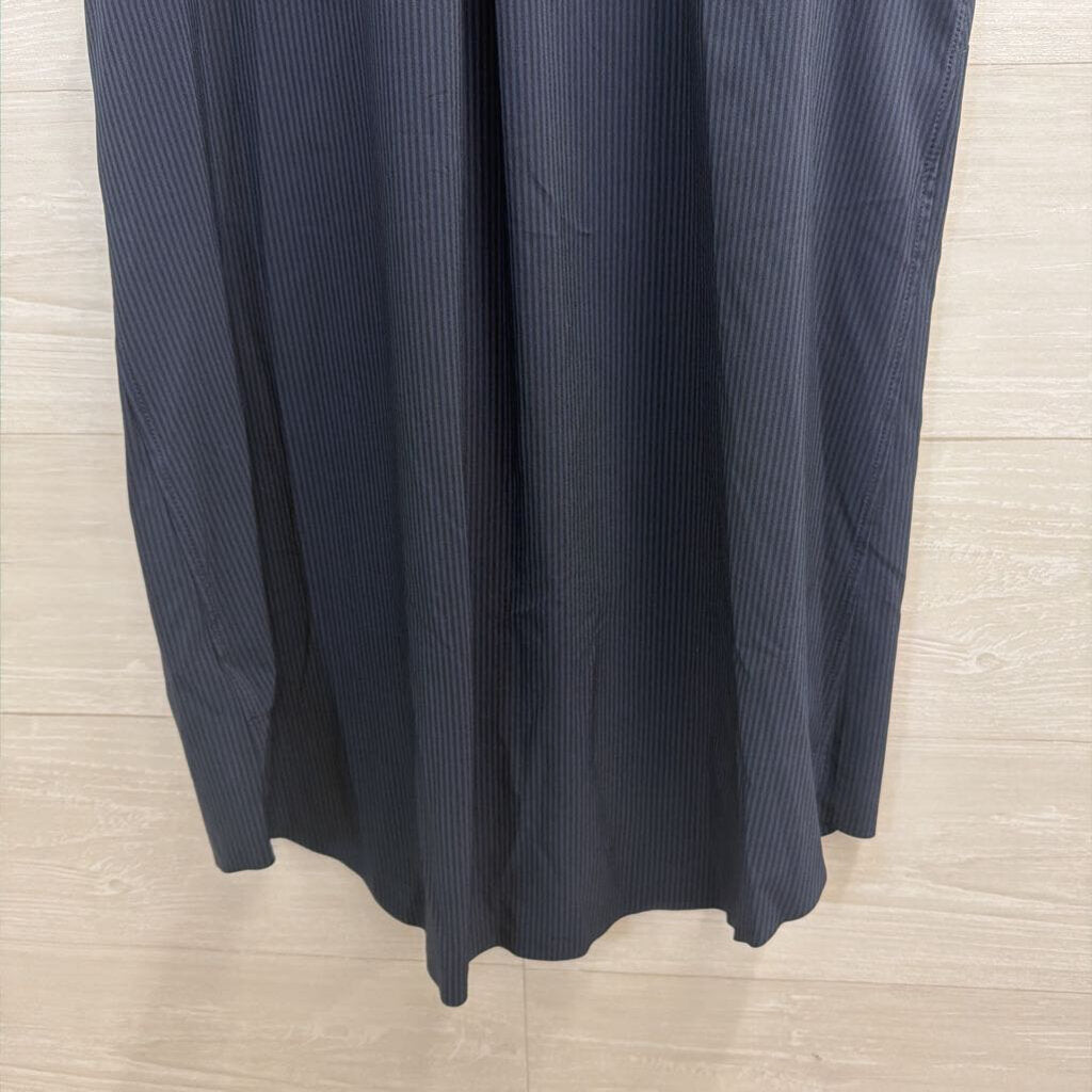 Athleta Navy Striped Sleeveless Button Down Top Medium