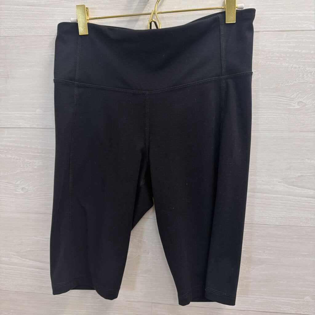 Black Biker Shorts Medium