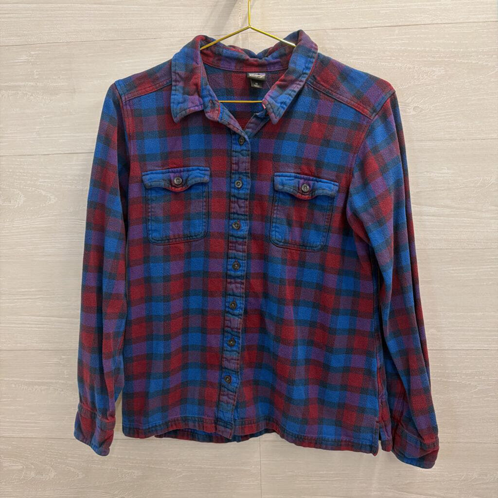 Patagonia Blue/ Red Plaid Long Sleeve Button Down Top 12
