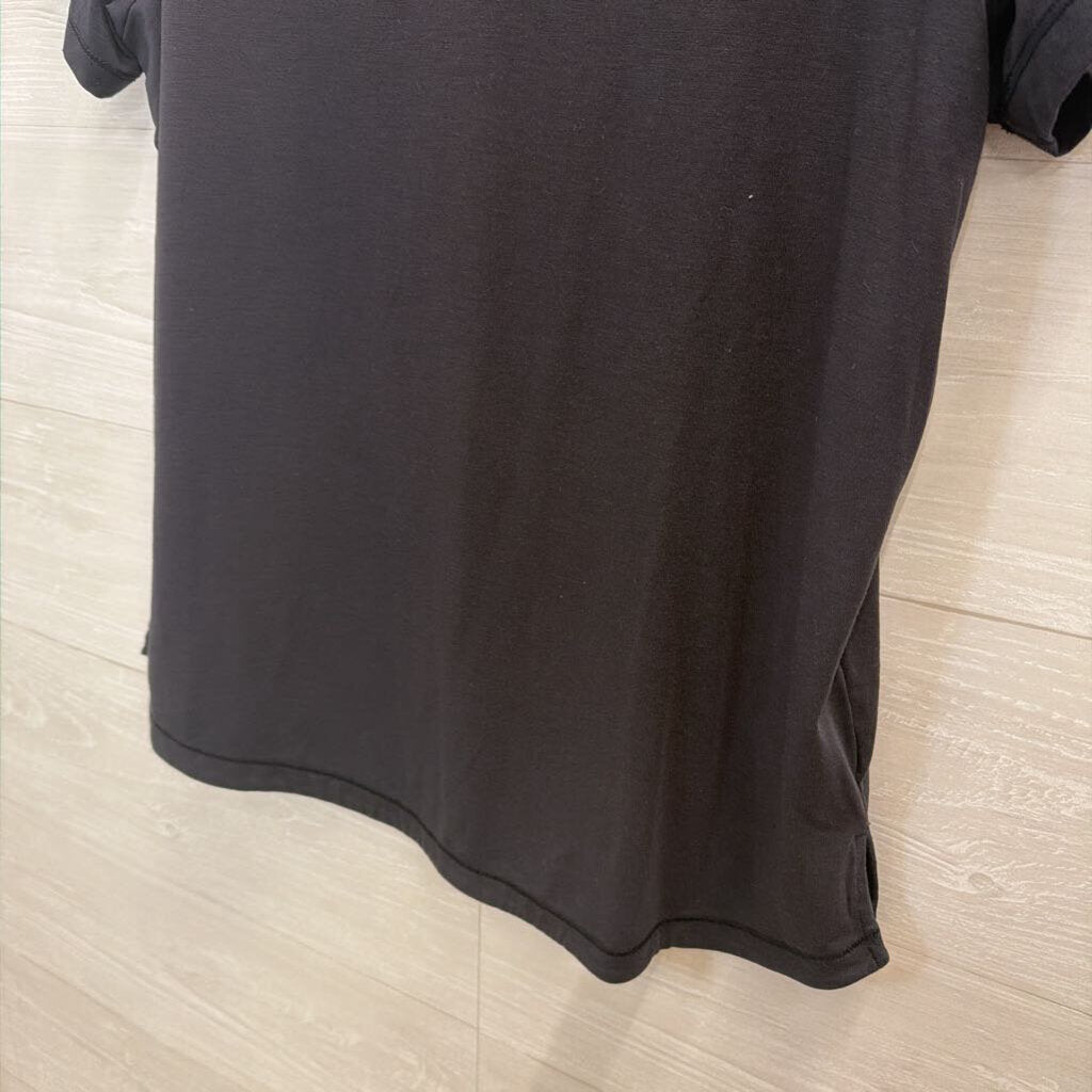 Athleta Black V Neck Short Sleeve Top Large