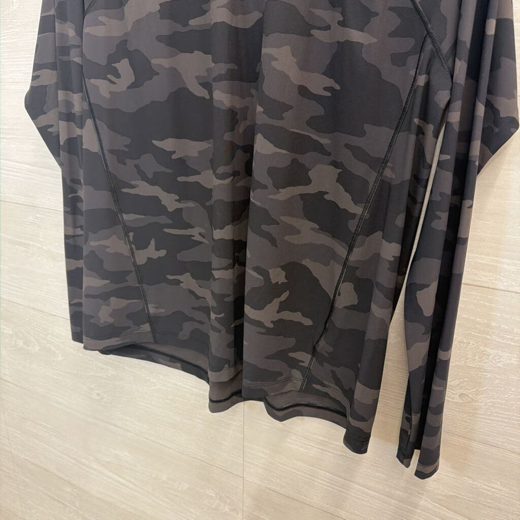 Athleta Black Camo Print Long Sleeve Top Large