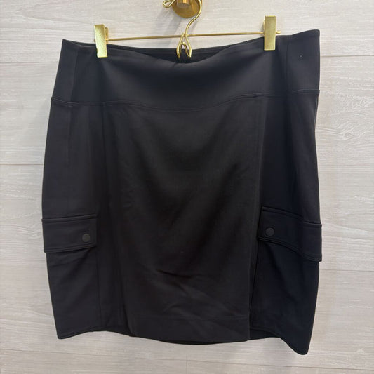 Athleta Black Side Pocket Skirt Large