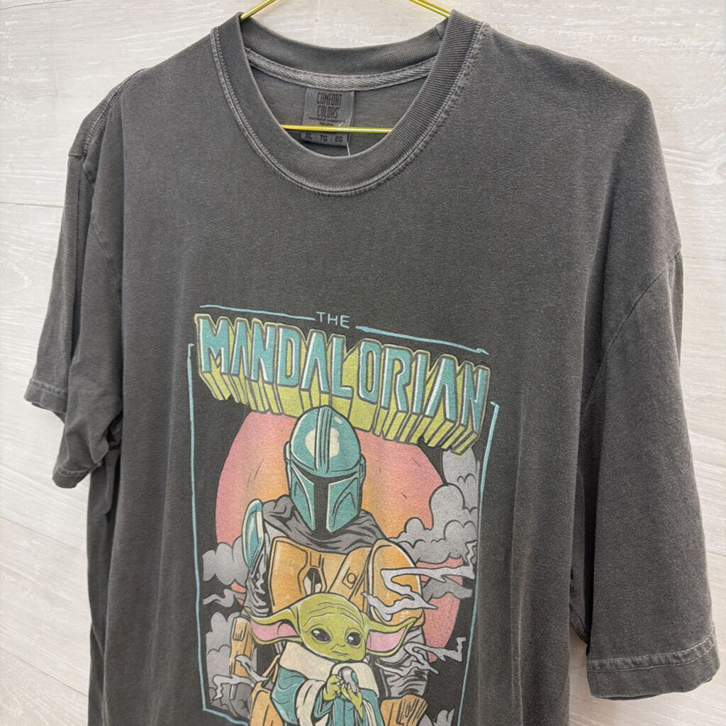 Comfort Colors Grey/ Multi The Mandalorian Short Sleeve Graphic Tee Extra Large