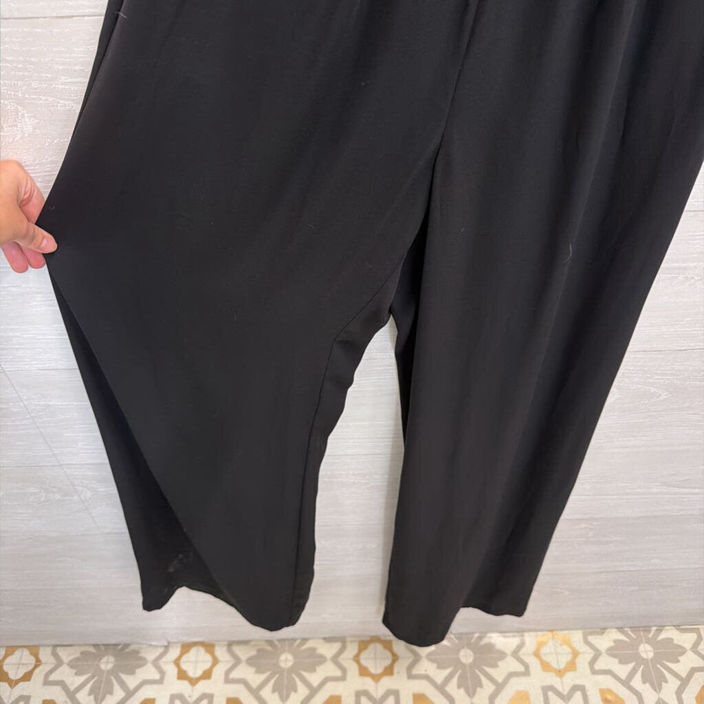 BCBG Black Short Sleeve Jumpsuit Small