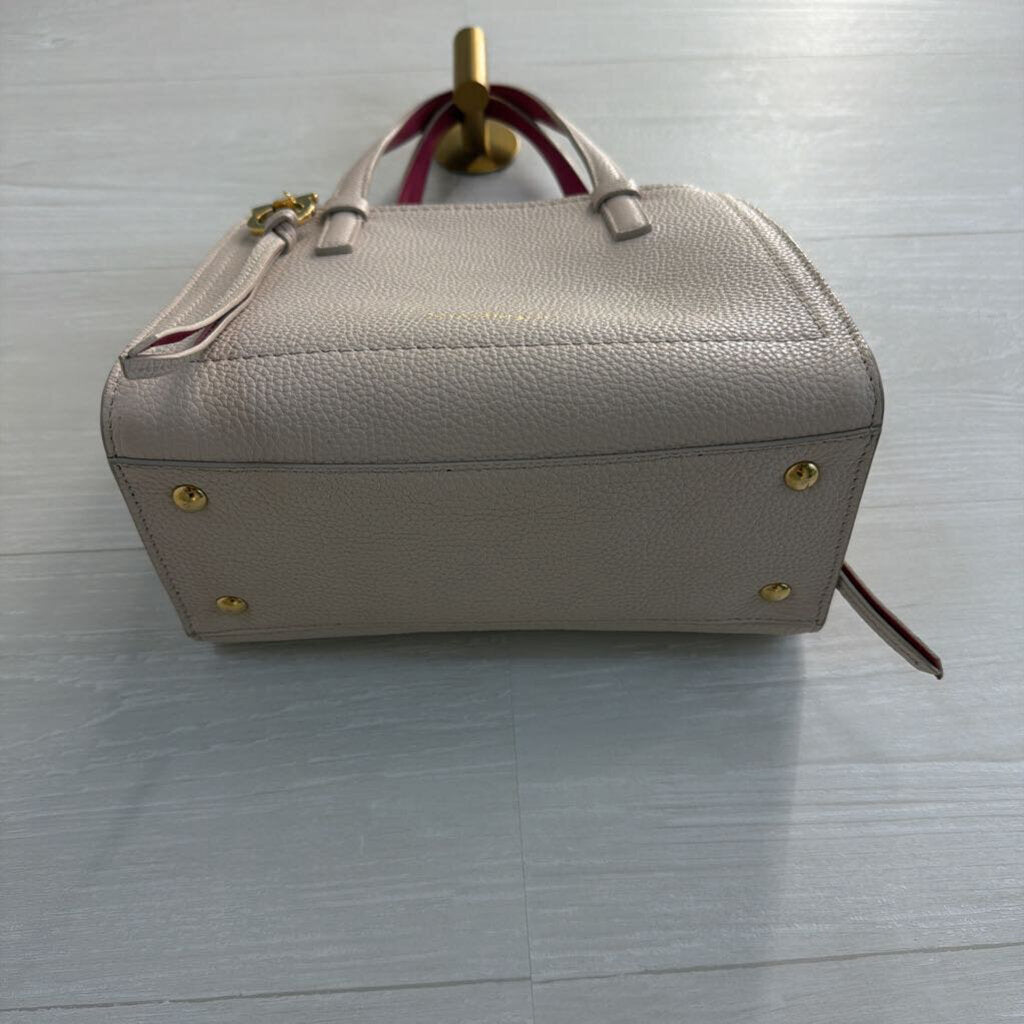Salvatore Ferragamo Amy Small Leahter Tote Purse