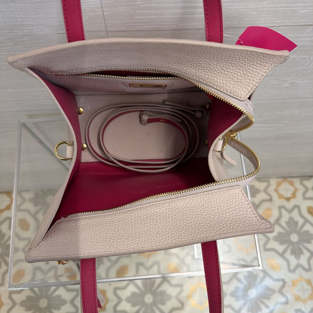 Salvatore Ferragamo Amy Small Leahter Tote Purse