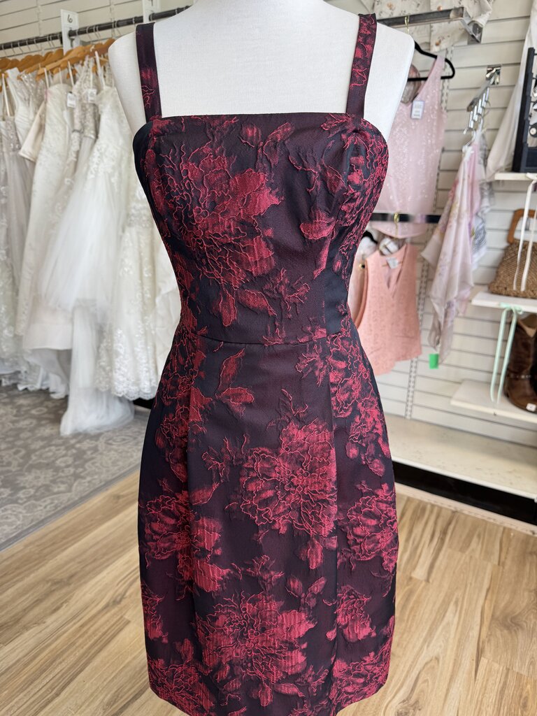 W by Worth Black/ Red Print Short Formal Dress Medium