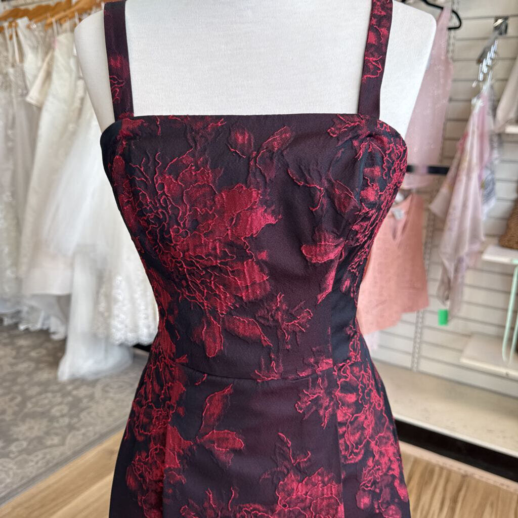 W by Worth Black/ Red Print Short Formal Dress Medium