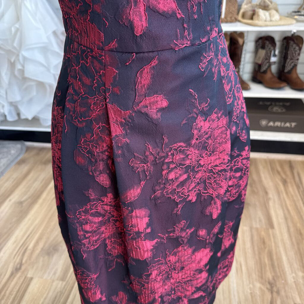 W by Worth Black/ Red Print Short Formal Dress Medium