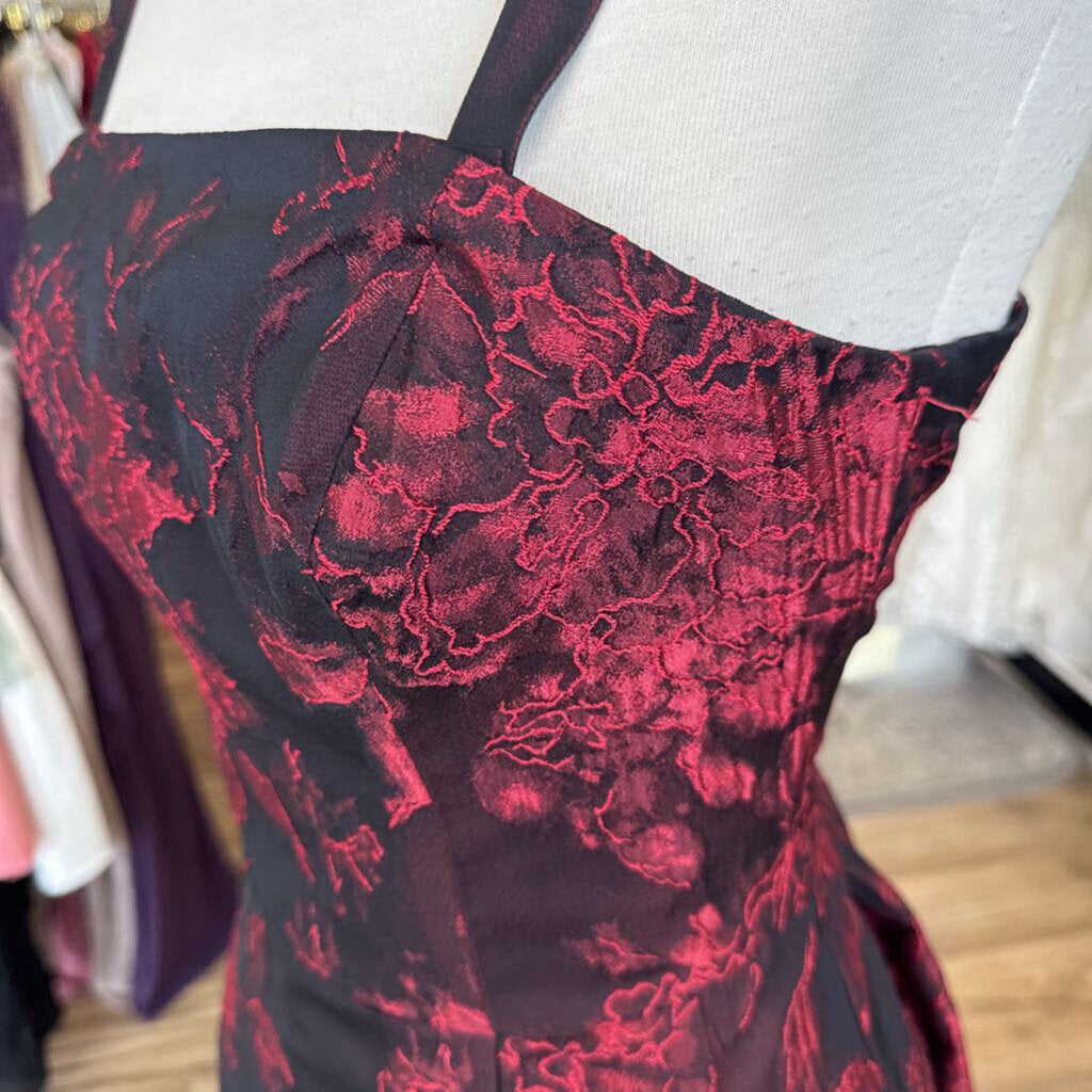 W by Worth Black/ Red Print Short Formal Dress Medium