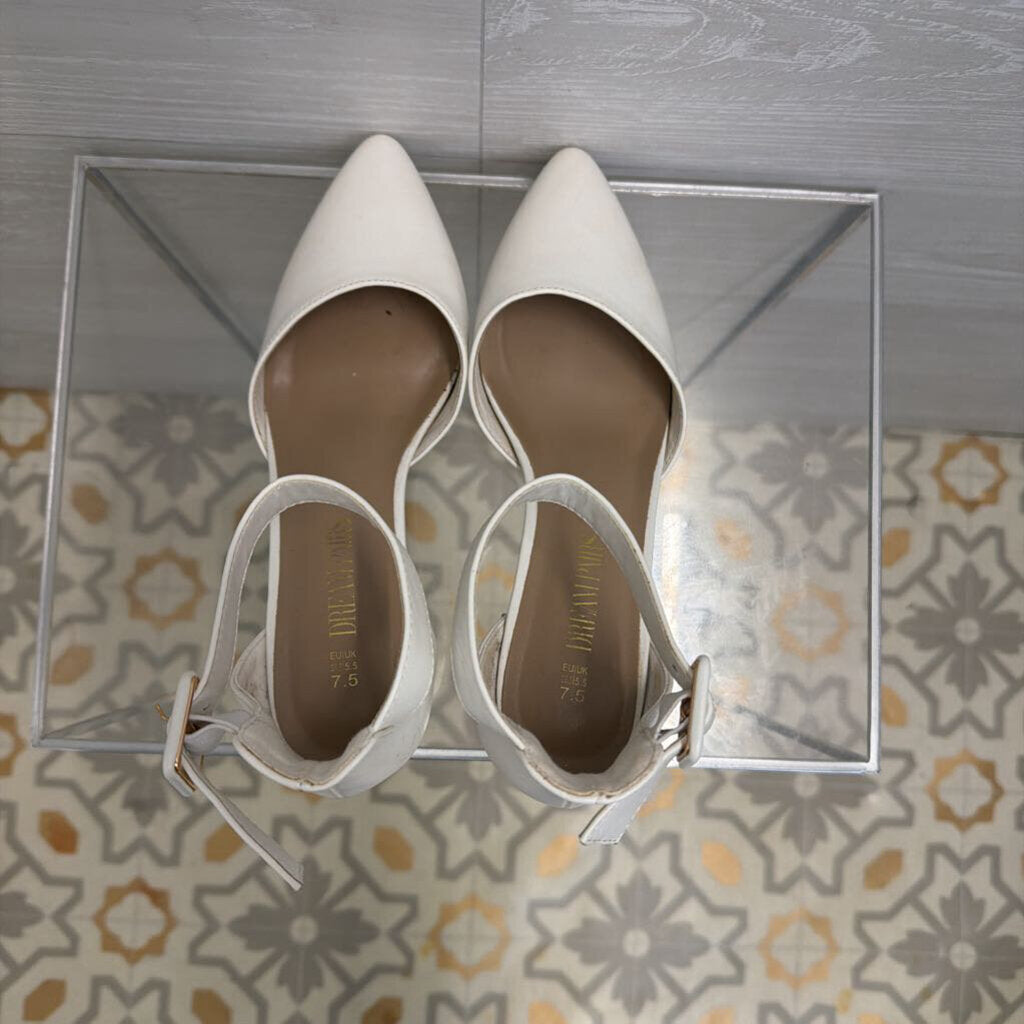Dream Paris White Point Toe Ankle Strap Heels 7.5