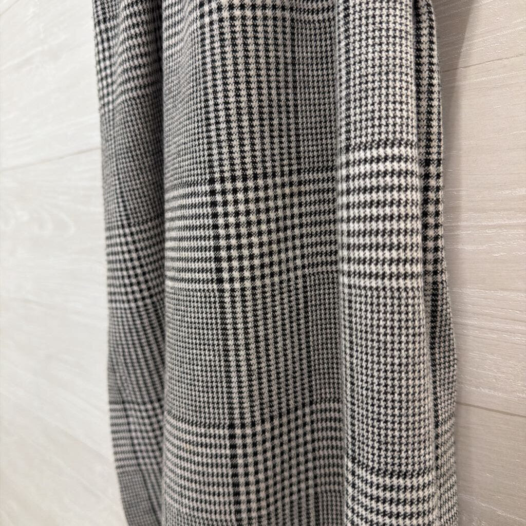 Banana Republic White/ Black Houndstooth High Neck Sleeveless Dress 0