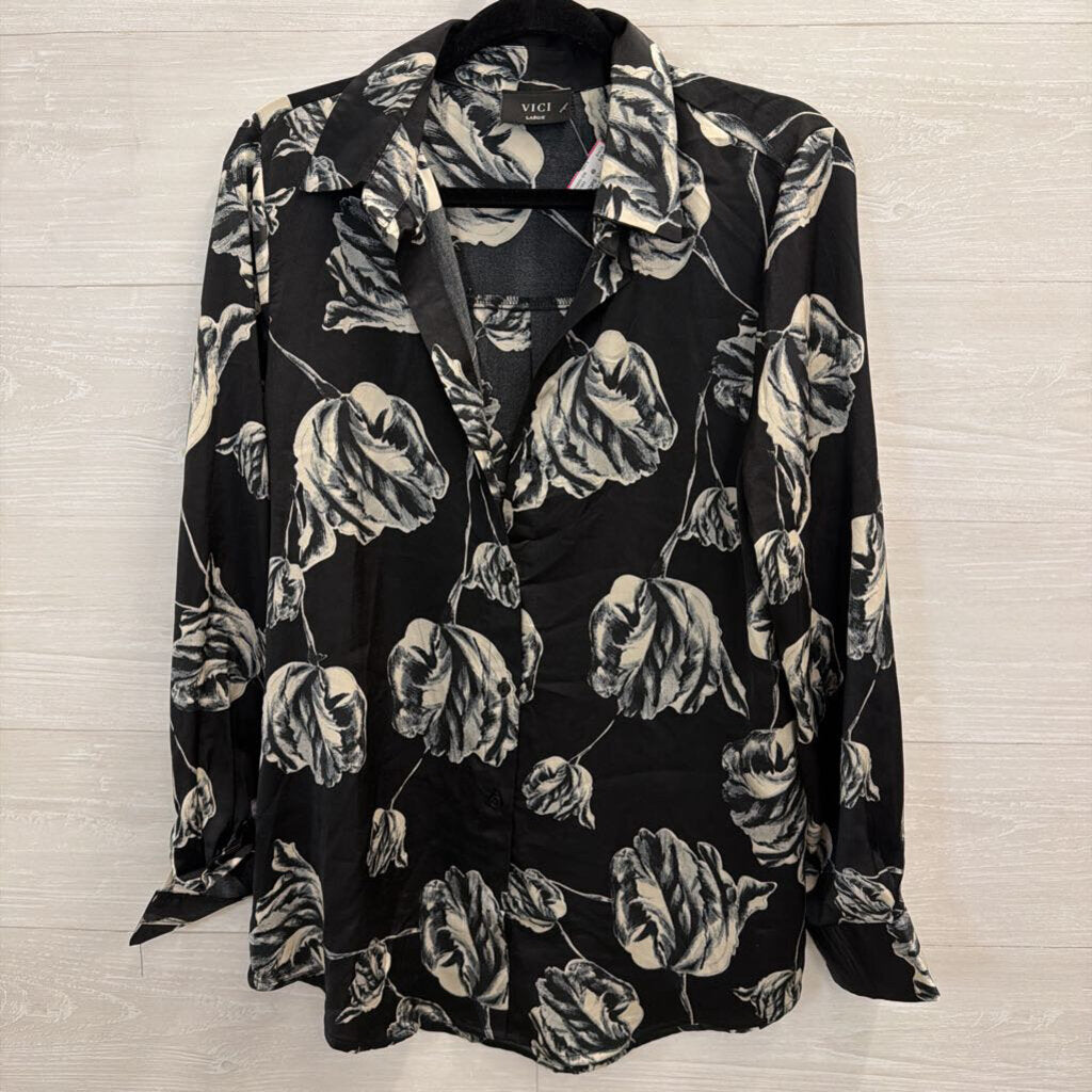 Vici Black/ White Print Long Sleeve Button Down Top Large