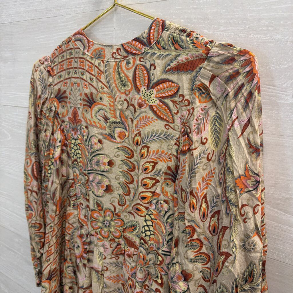 Umgee Beige/ Multi Print Long Sleeve Top Large