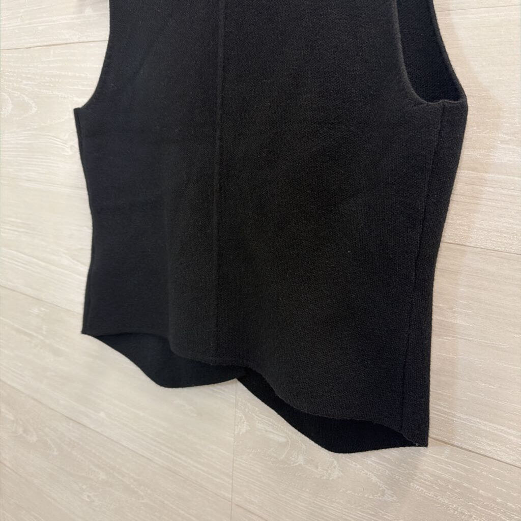 Black Knit Cropped Vest Top Medium