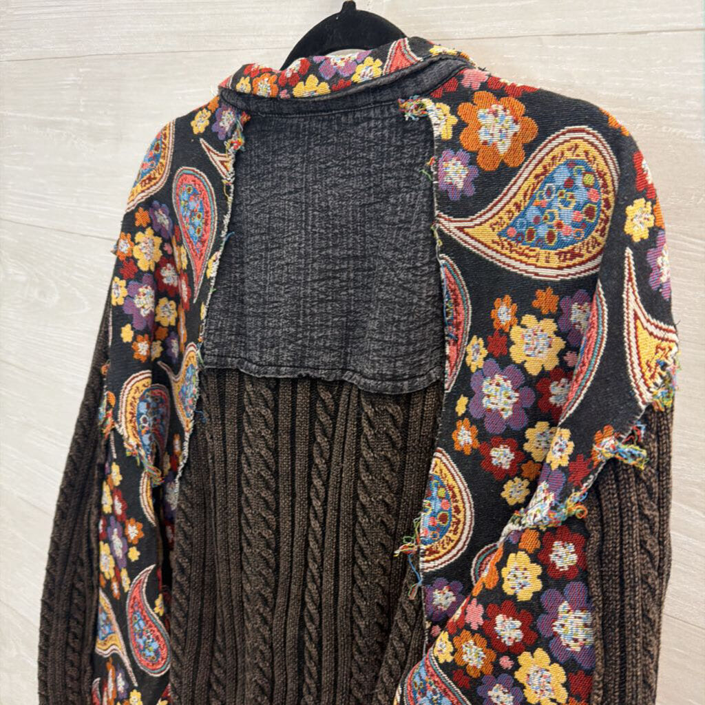 Artistic Works by Lu Black/ Multi Tapestry Cardigan Sweater Medium