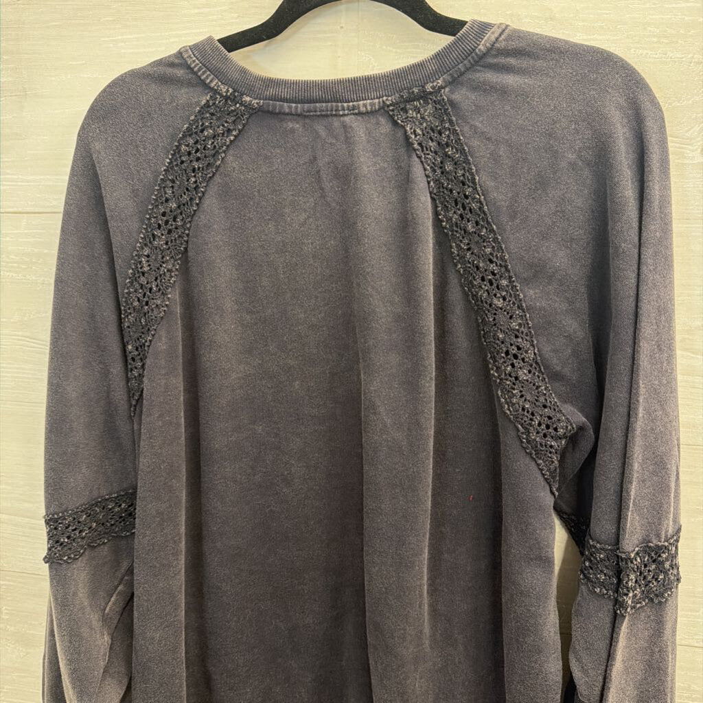Artistic Works by Lu Grey Long Sleeve Top Medium