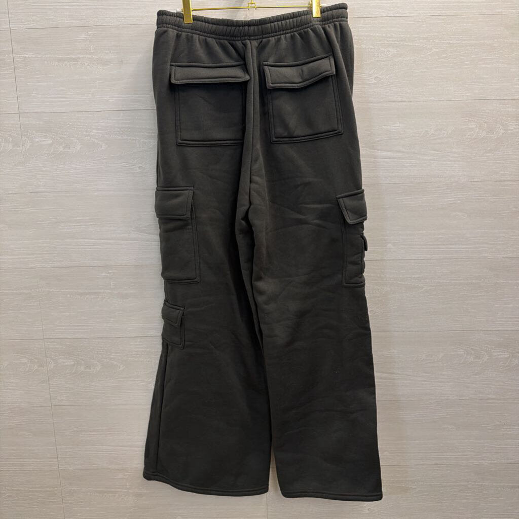 Grey Wide Leg Cargo Pocket Sweatpants Large