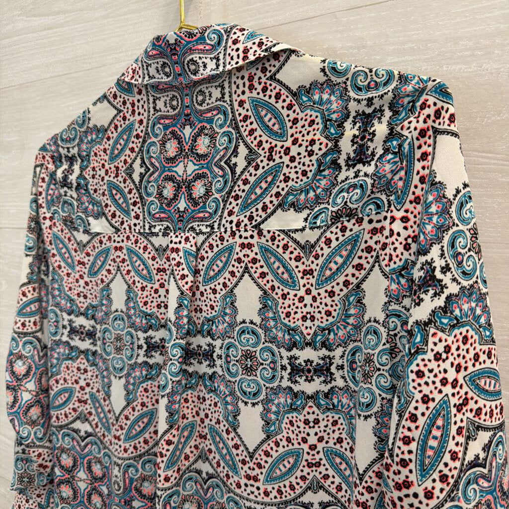 Express White/ Multi Print Long Sleeve Button Down Top Extra Small