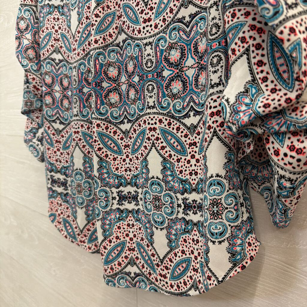 Express White/ Multi Print Long Sleeve Button Down Top Extra Small