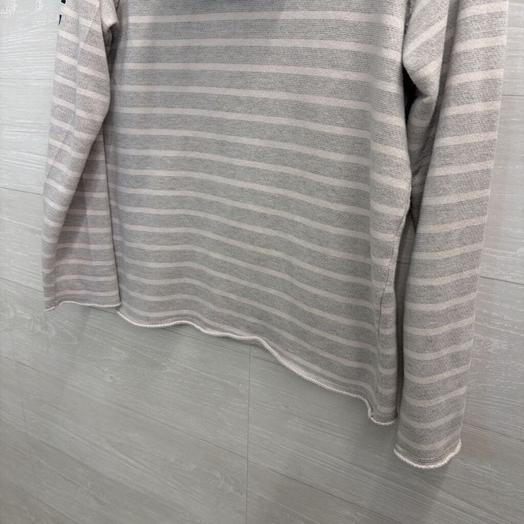 Coconut Creek Grey/ White Striped Holden Beach Hoodie Small