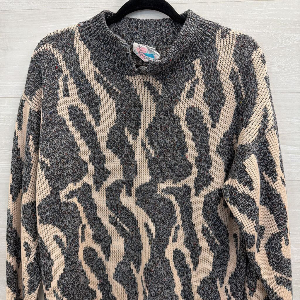 Vintage In Resource Grey/ Beige Print Knit Long Sleeve Sweater Small