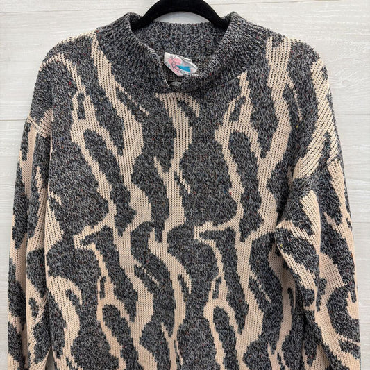 Vintage In Resource Grey/ Beige Print Knit Long Sleeve Sweater Small